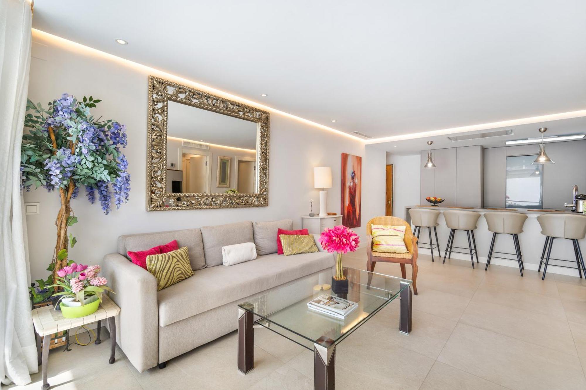 Elegant Beachside * Marbella